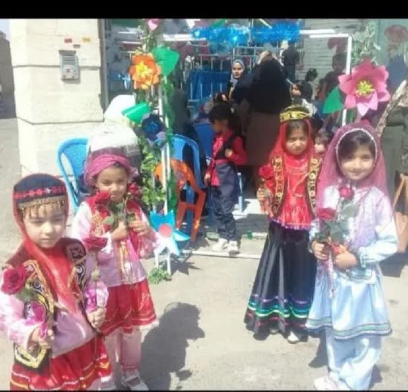 پیش دبستانی دانشمند کوچک